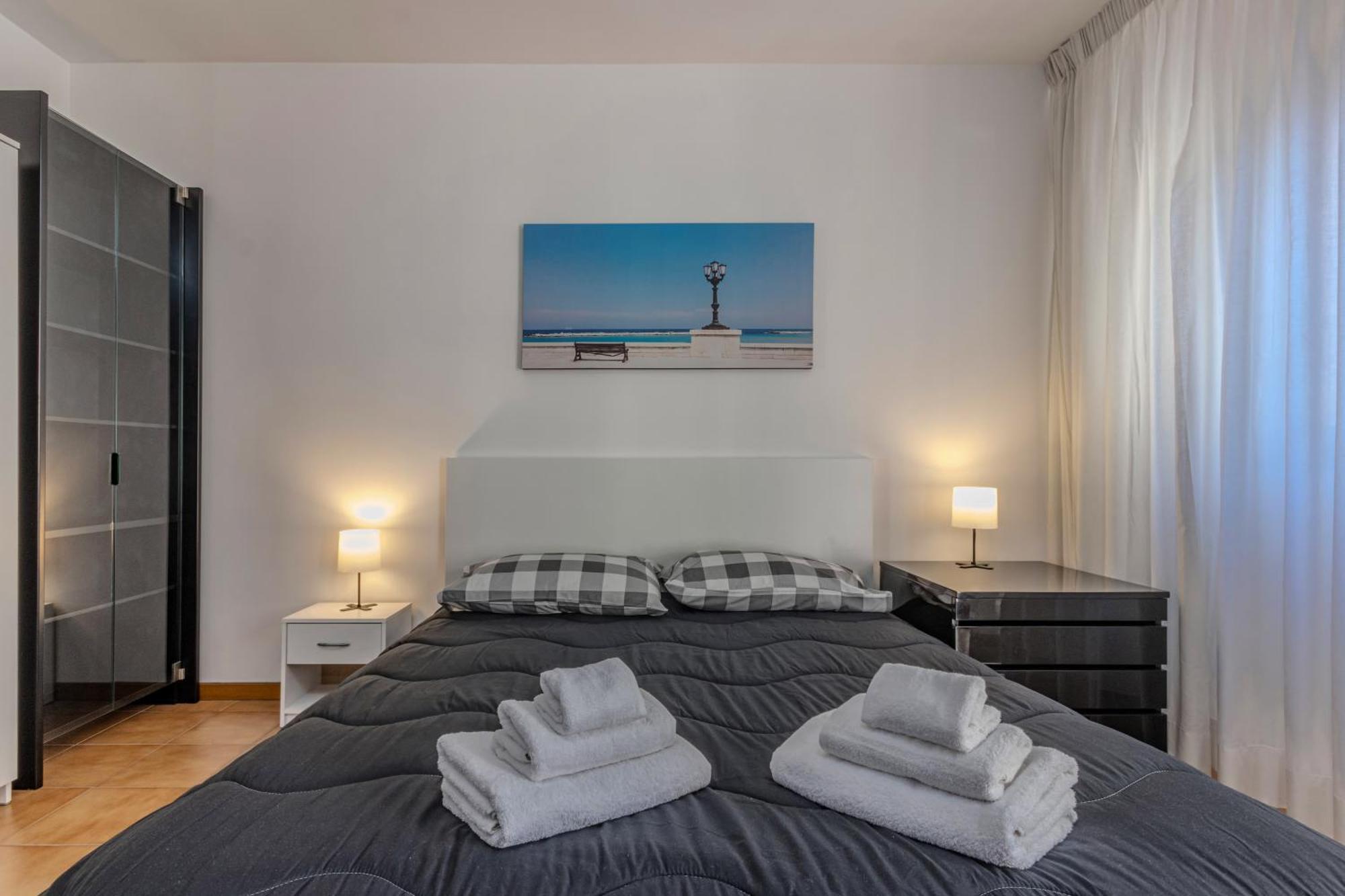 Andrea'S Home Bari Esterno foto